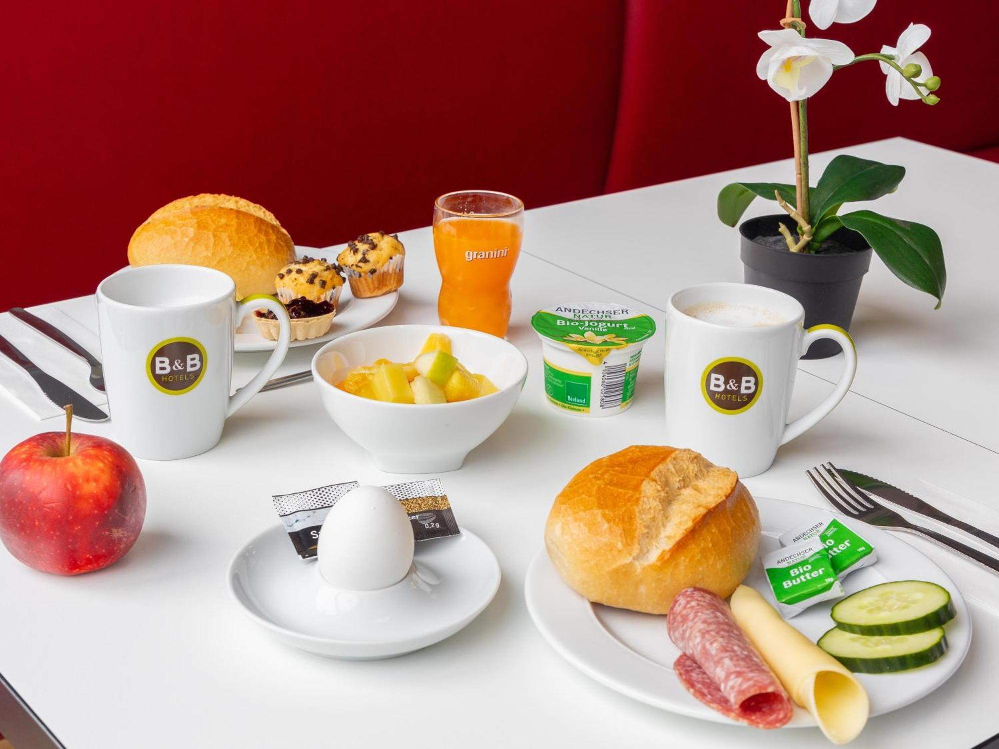 B&B Hotel Duesseldorf-Mitte Ngoại thất bức ảnh