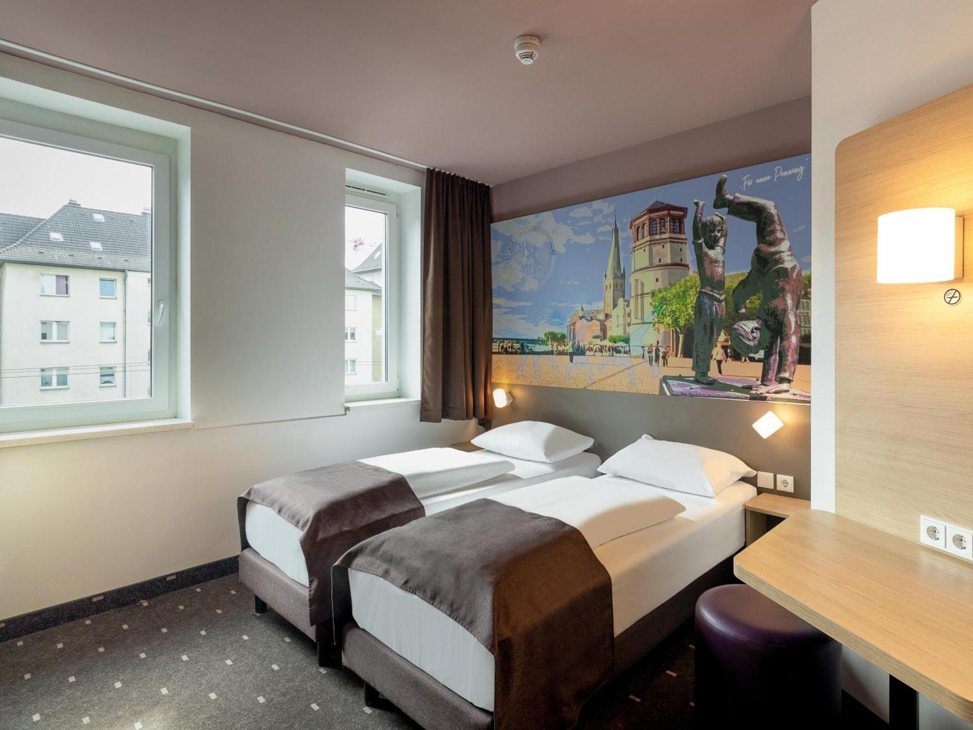 B&B Hotel Duesseldorf-Mitte Ngoại thất bức ảnh