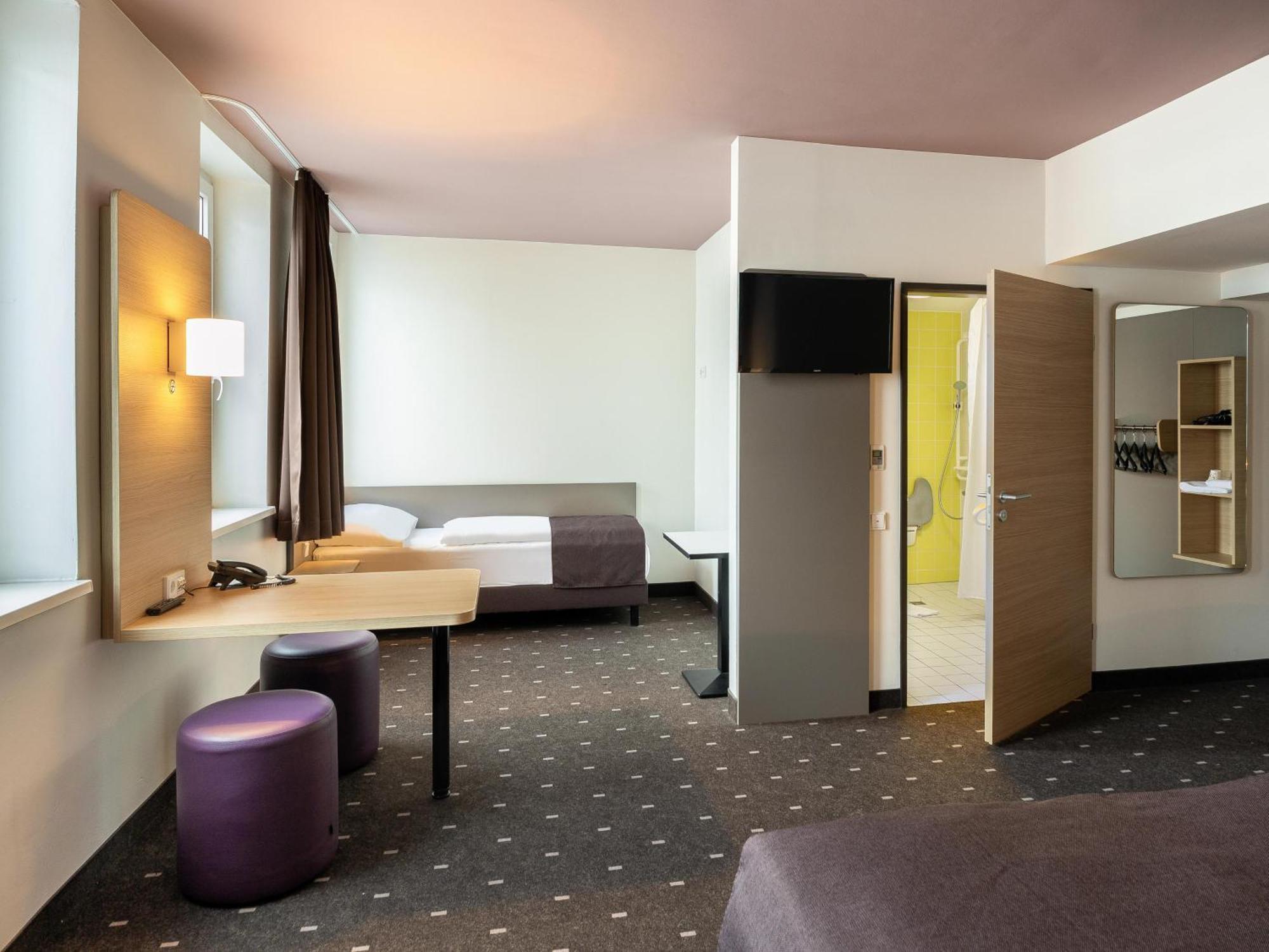 B&B Hotel Duesseldorf-Mitte Ngoại thất bức ảnh