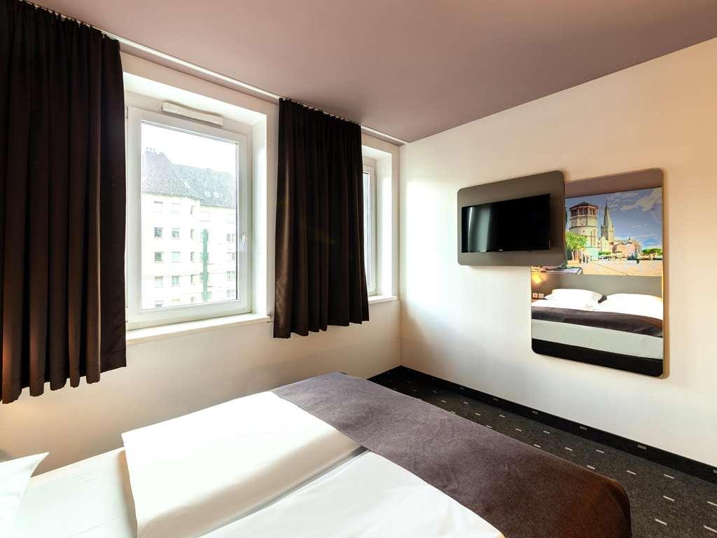 B&B Hotel Duesseldorf-Mitte Phòng bức ảnh